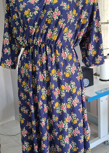 Renkli Çiçek Desenli Uzun Hemşire Önlüğü - Görsel 10