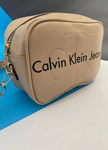 Calvin Klein askılı çanta 