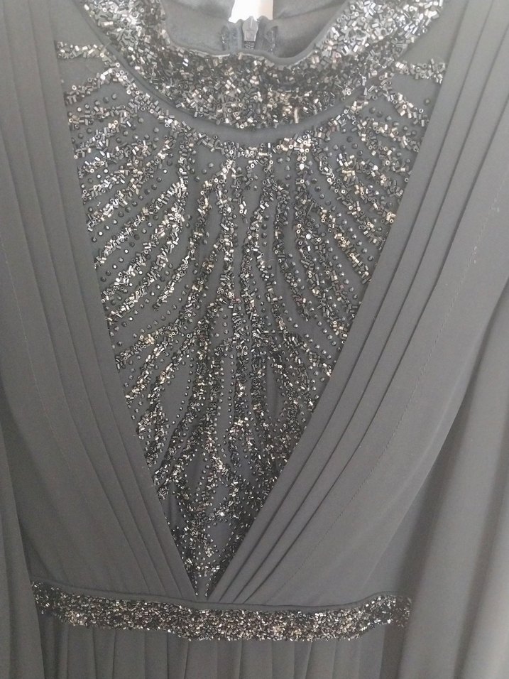 Uzun Kollu Siyah Nakışlı Pilili Abiye Elbise - Görsel 5