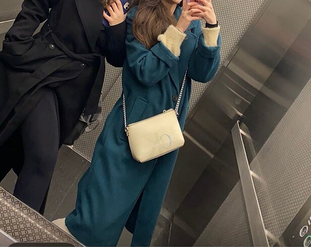xs Beden Bershka kaban
