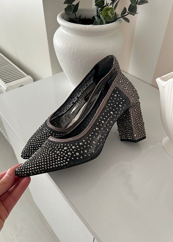 Diğer Siyah Parlak Taşlı Stiletto Kadın Topuklu