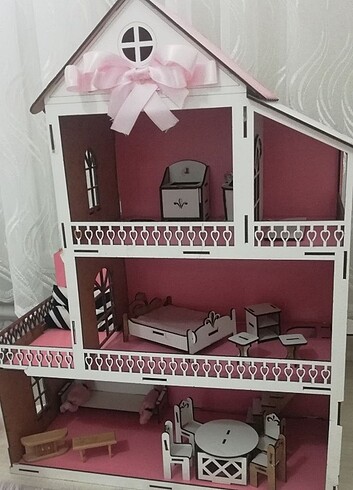 Ahşap ev barbie evi