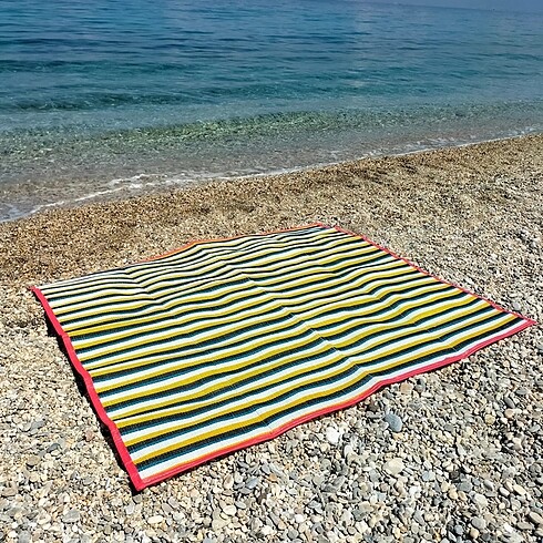 Hasır kilim 3m2 portatif çanta olur