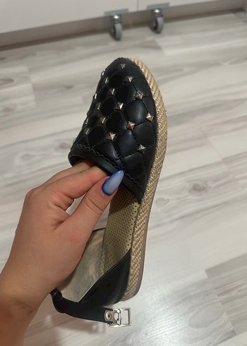 37 Beden siyah Renk sandalet yazlık ayakkabı