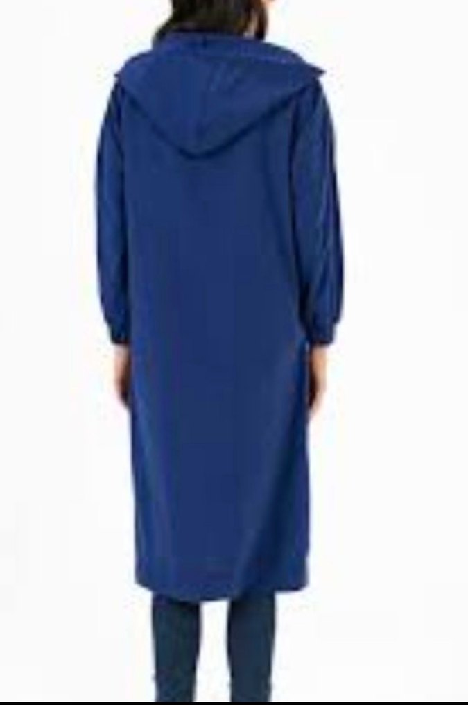 Kadın Lacivert Kapüşonlu Uzun Fermuarlı Yağmurluk - Görsel 2