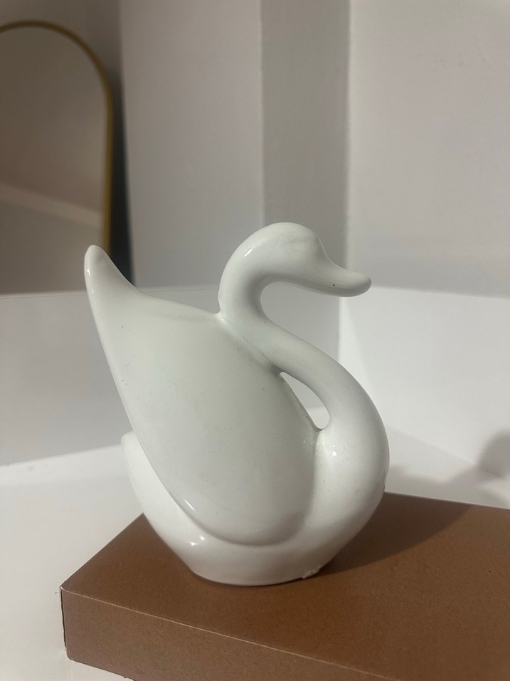 Beyaz Kuğu Figürü biblo obje - Görsel 2