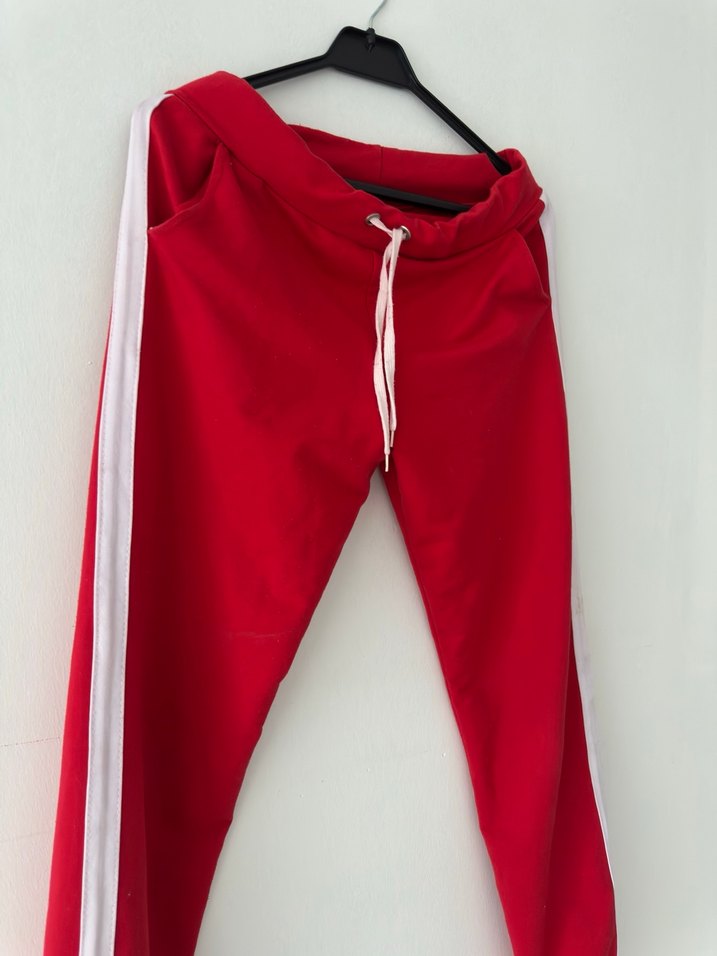 Kırmızı Çizgili Rahat Kadın Eşofman Altı - Görsel 3