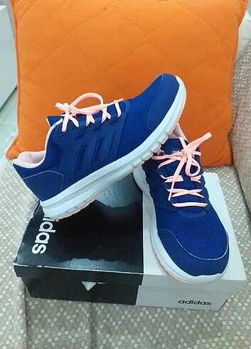 36 Beden Adidas ayakkabı