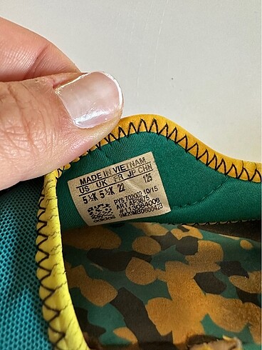 22 Beden yeşil Renk Orjinal Adidas 22 numara