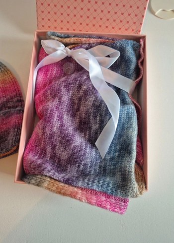 Juicy Couture Çok Renkli Örgü Bere ve atkı seti - Görsel 3