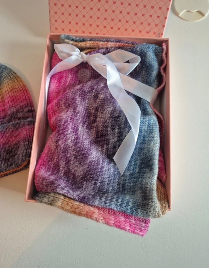 Juicy Couture Çok Renkli Örgü Bere ve atkı seti - Görsel 3