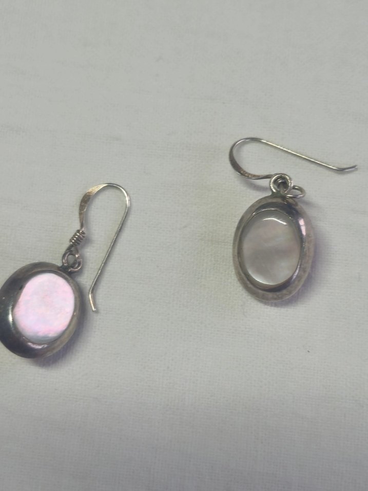 Ön kısmı Mercan arka kısmı sedef taşlı gümüş küpe - Görsel 3