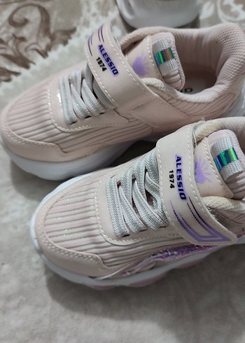 Kız Çocuk Pembe Renkli Fırfırlı Spor Ayakkabı - Görsel 2