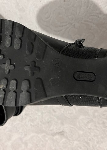 Siyah Deri Tokalı Kadın Bot - Görsel 5