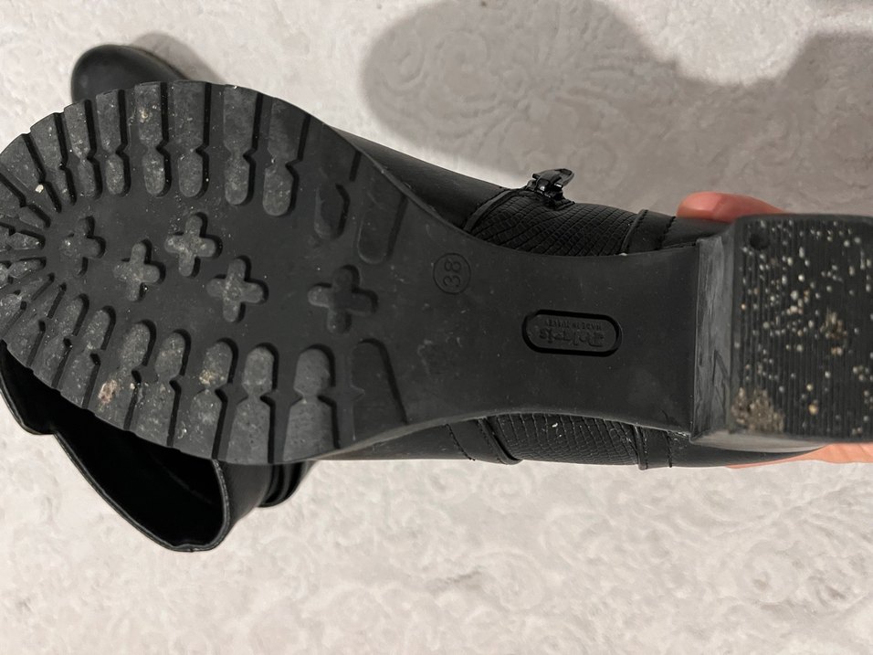 Siyah Deri Tokalı Kadın Bot - Görsel 5