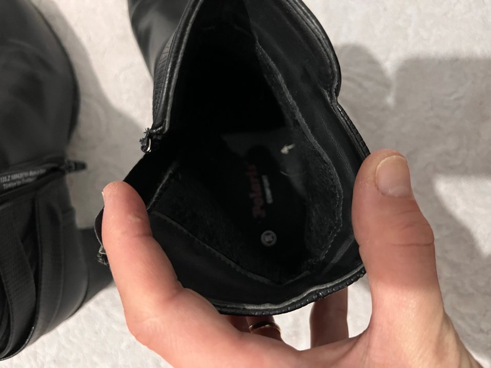 Siyah Deri Tokalı Kadın Bot - Görsel 4