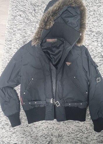 Prada kısa mont