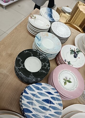 Beden çeşitli Renk Kahvaltı takımı