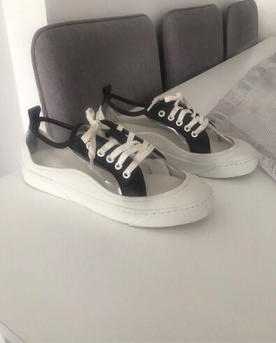 Şeffaf ayakkabı converse