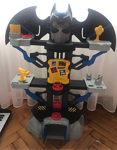 Beden Renk Batman mağara evi
