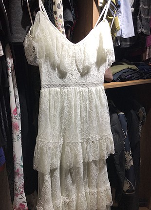 36 Beden Beyaz elbise