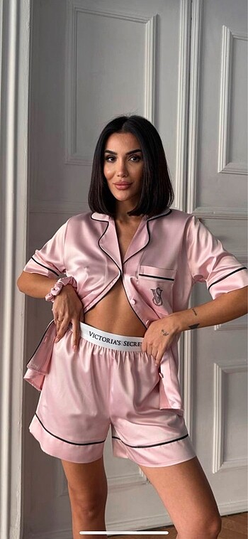 m Beden pembe Renk Victoria secret