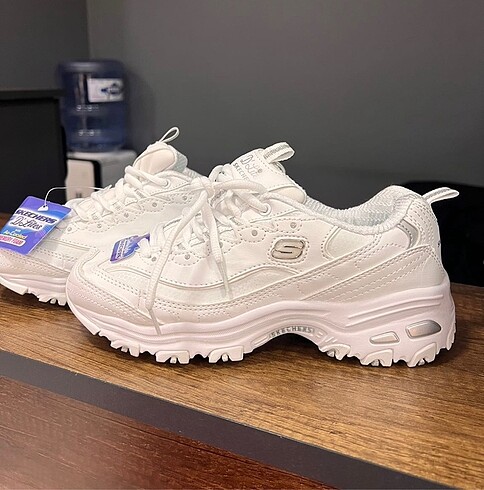 Skechers D?lites ayakkabı