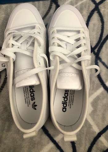 Kadın Beyaz Bağcıklı Spor Ayakkabı - Görsel 4