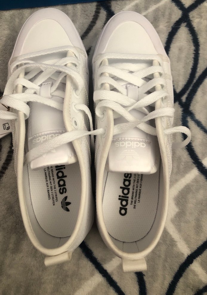 Kadın Beyaz Bağcıklı Spor Ayakkabı - Görsel 4