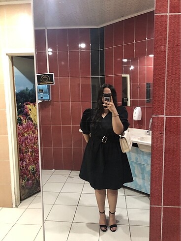 Siyah Elbise - Görsel 5