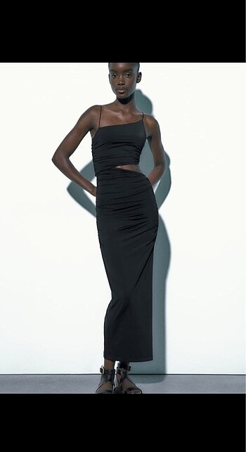 l Beden siyah Renk Zara cut out detaylı asimetrik elbise