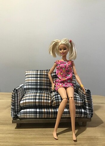  Beden Barbie mini koltuk ikili