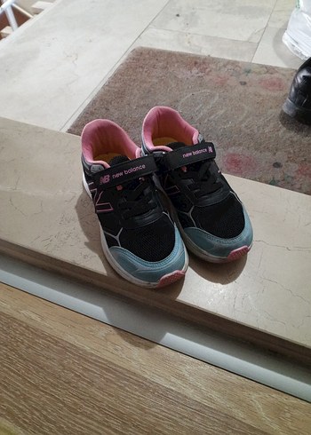 New Balance Kız Çocuk Pembe Spor Ayakkabı - Görsel 3