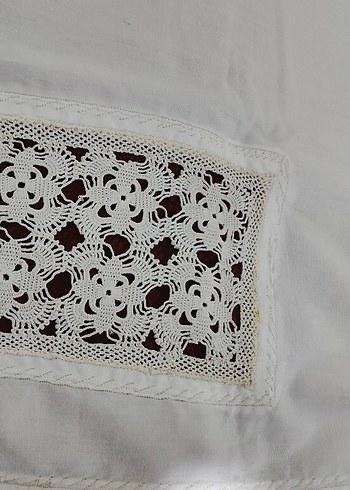 beyaz dantelli yastık ve etek - Görsel 3