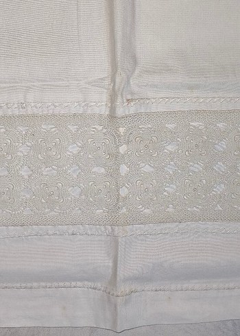 beyaz dantelli yastık ve etek - Görsel 2