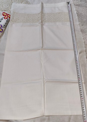 beyaz dantelli yastık ve etek - Görsel 5