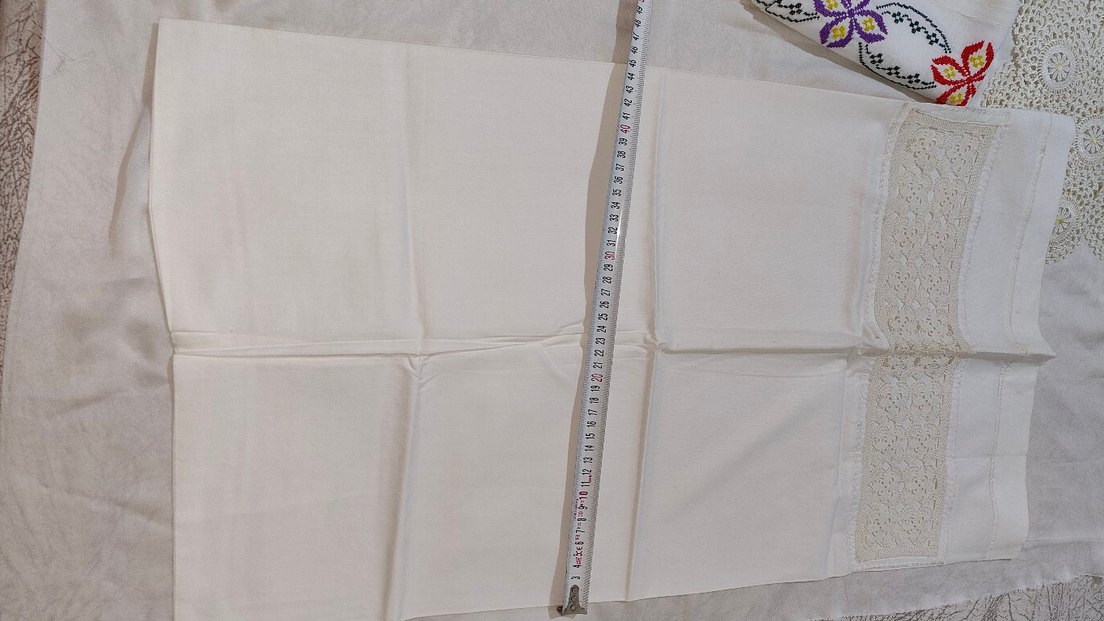 beyaz dantelli yastık ve etek - Görsel 4