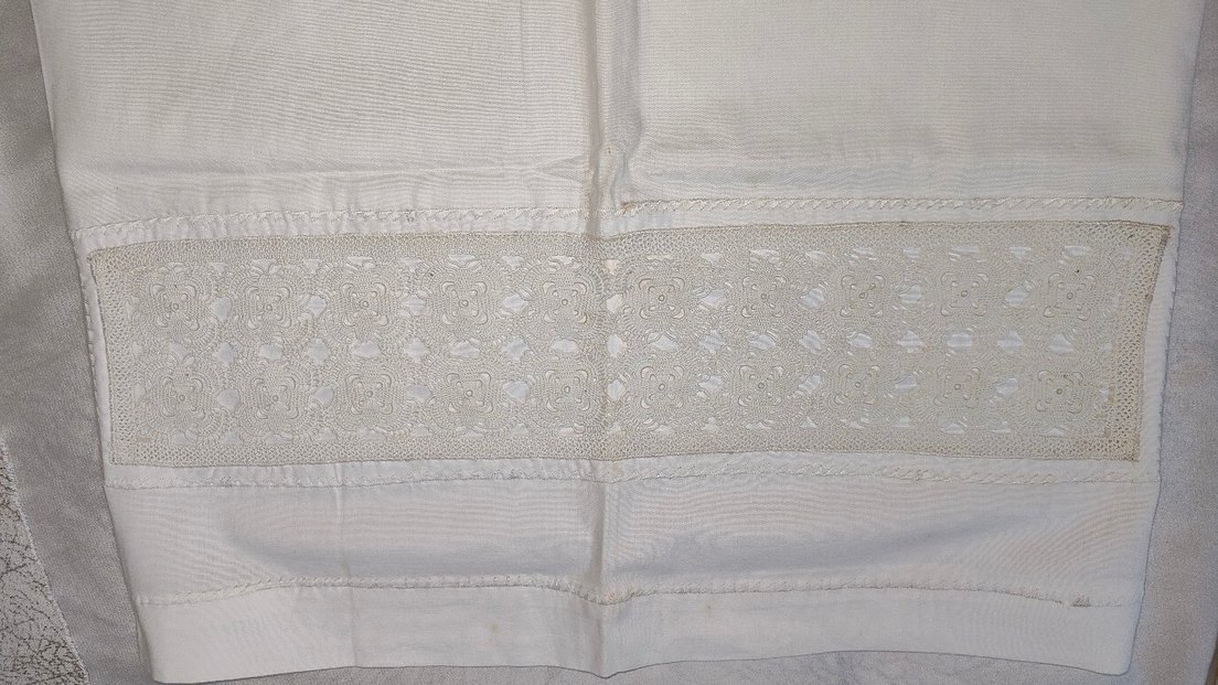 beyaz dantelli yastık ve etek - Görsel 2