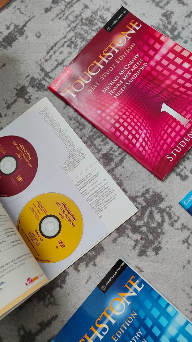 Touchstone 1 ve touchstone 2 İngilizce kitapları - Görsel 4