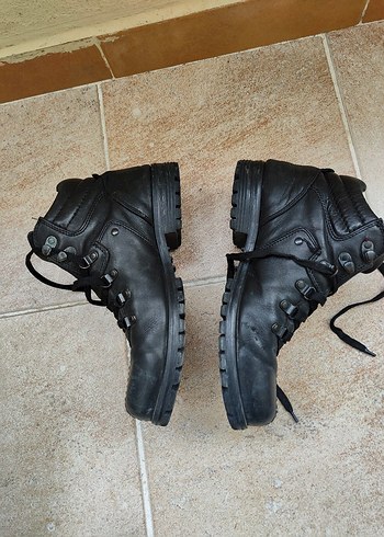 Dockers hakiki deri bot - Görsel 3