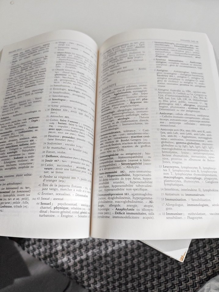 Larousse Thésaurus  In Extenso  Fransızca Eş Anlamlılar Sözlüğü - Görsel 3