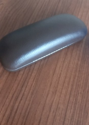 Şeffaf Çerçeveli Mavi Kadın Gözlüğü - Görsel 12