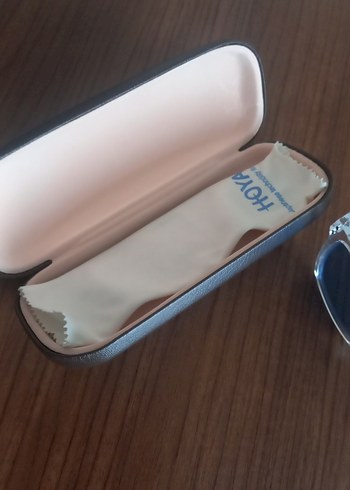 Şeffaf Çerçeveli Mavi Kadın Gözlüğü - Görsel 11