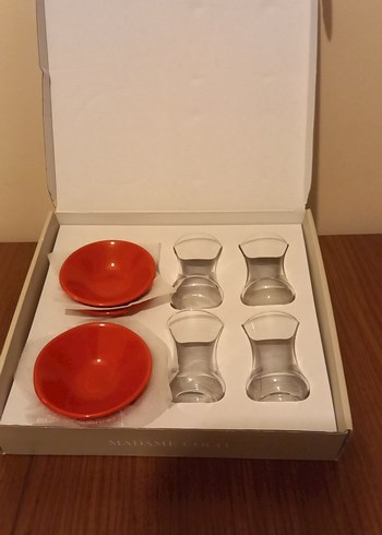 Madame Coco Kırmızı Çay Bardağı Seti - Görsel 2