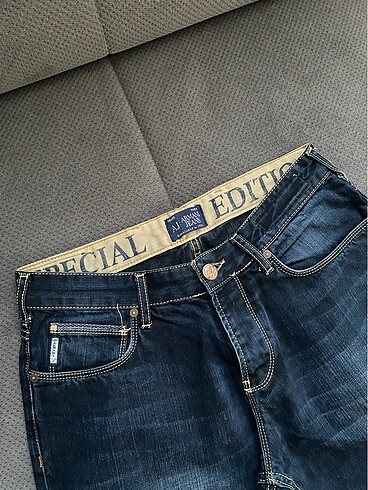 Armani Jeans - Görsel 2