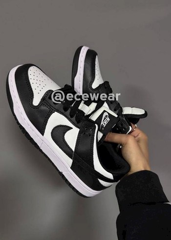 Nike Dunk Low Panda