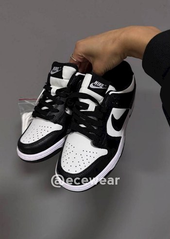 Nike Dunk Low Panda