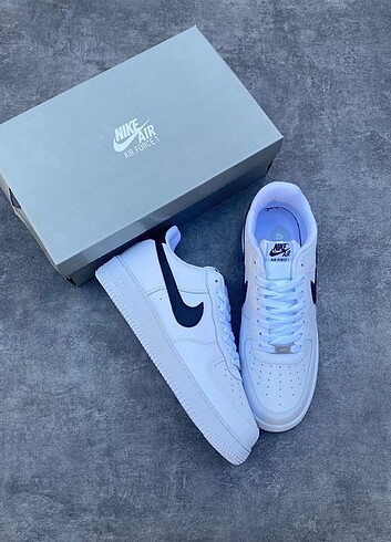 Nike Air Force 1 Beyaz Siyah 