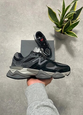 New Balance 9060 Black Castlerock