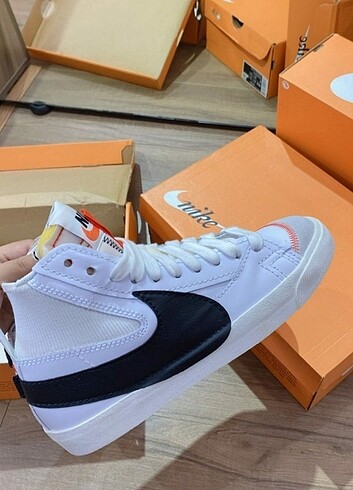Nike Nike Blazer Mid '77 Jumbo 